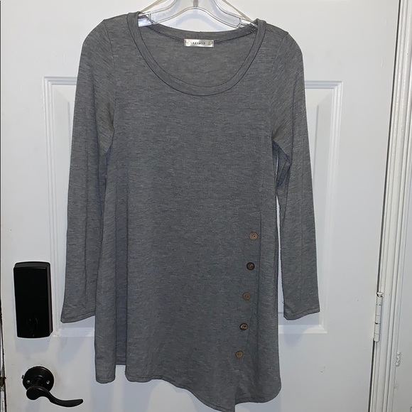 Long sleeved tunic - Picture 1 of 2